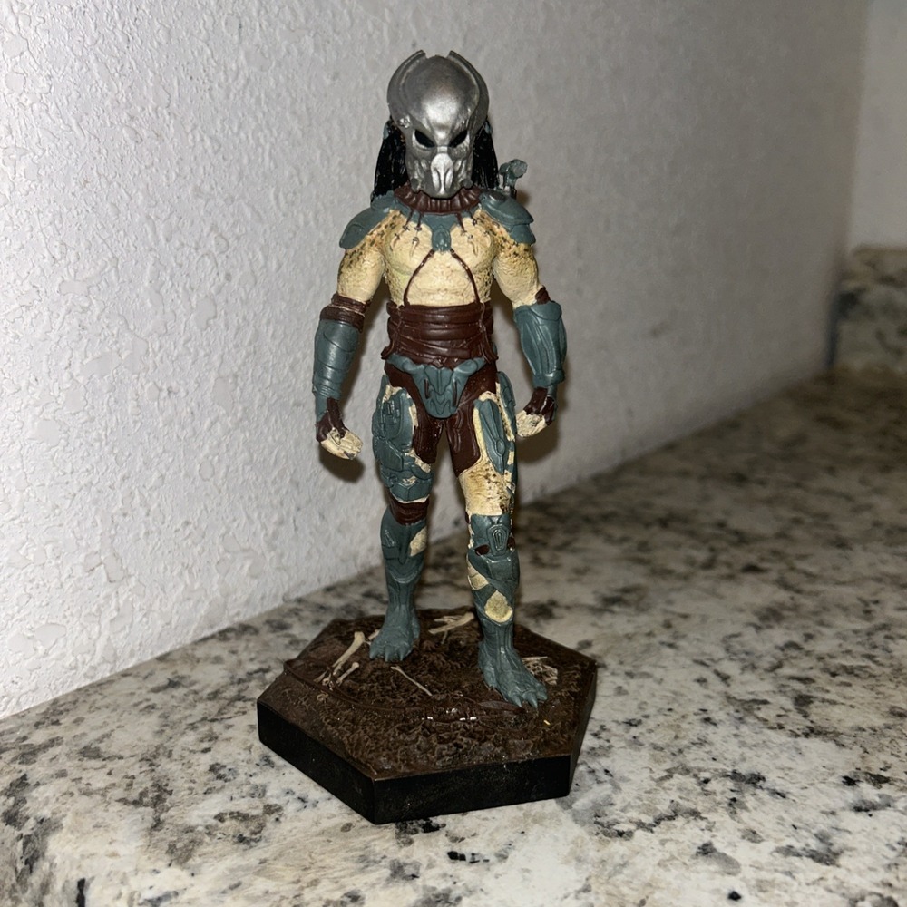 Predator Figure Stature AVP TRACKER PREDATOR Aliens 2017‎ Fox E2
